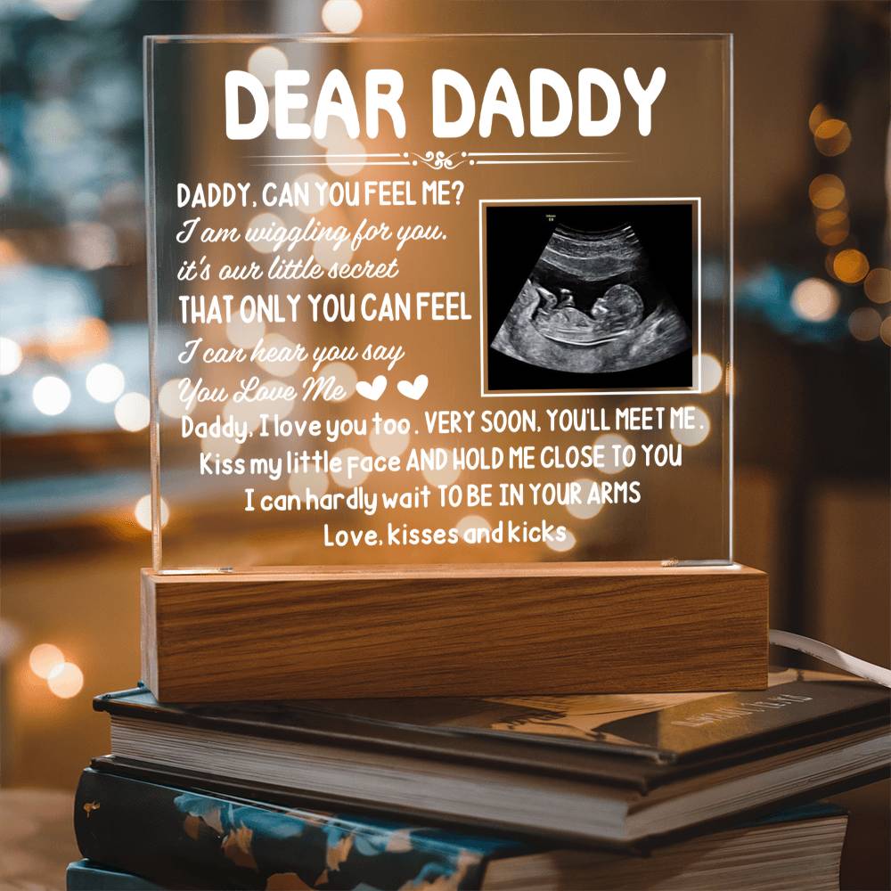 Dear Daddy LED Acrylic Plaque – Pregnancy Announcement Night Light with Ultrasound Photo &amp; Heartfelt Message from Bump