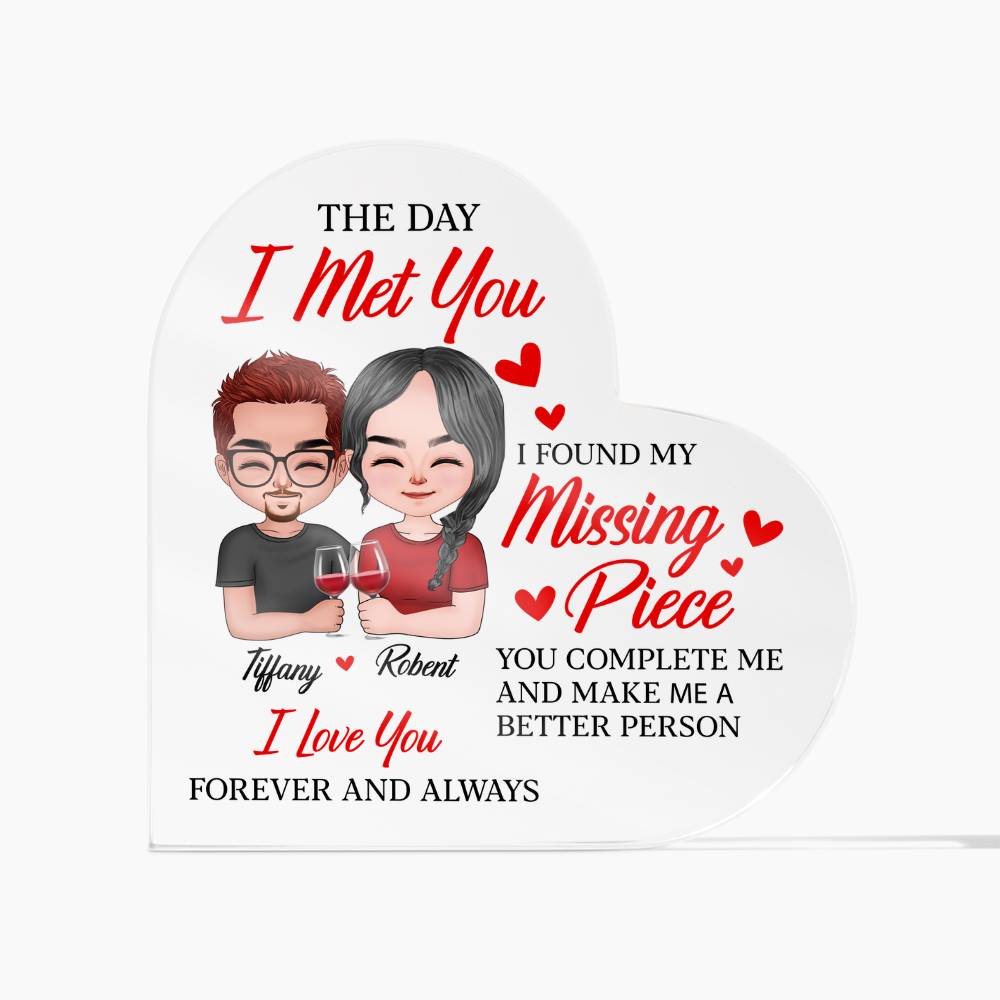 Personalized Valentine heart plaque with couple illustration