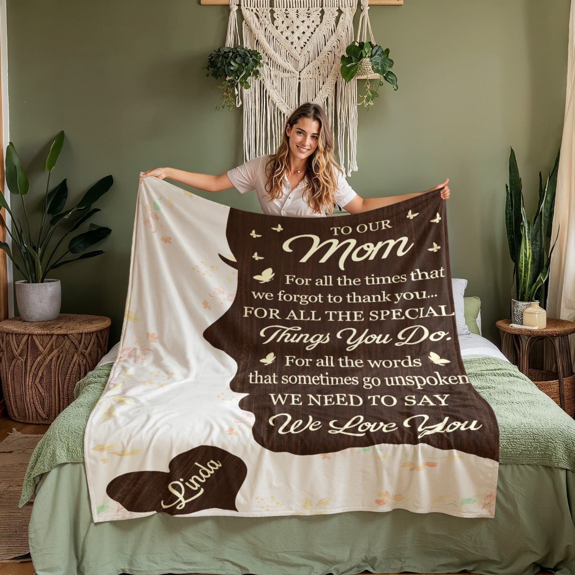 To Our Mom Personalized Blanket – Custom Mom Gift from Kids, Mother’s Day Gift for Mom, Sentimental Mom Throw Blanket with Name