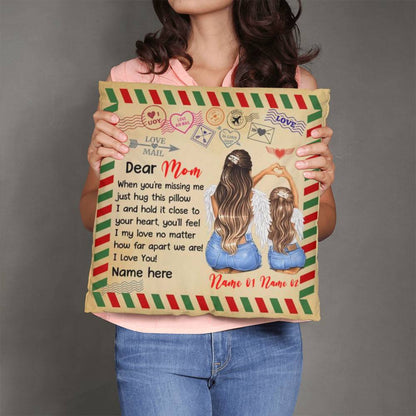 Dear Mom Personalized Pillow – Custom Mom Gift from Daughter, Mother’s Day Gift for Mom, Sentimental Mom Throw Pillow with Names