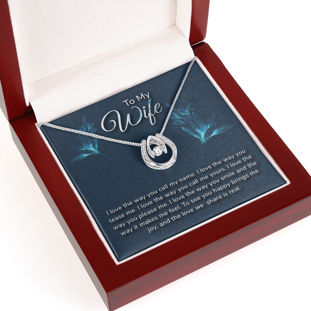 "To My Wife" Horseshoe Necklace - Sentimental Love Quote Gift